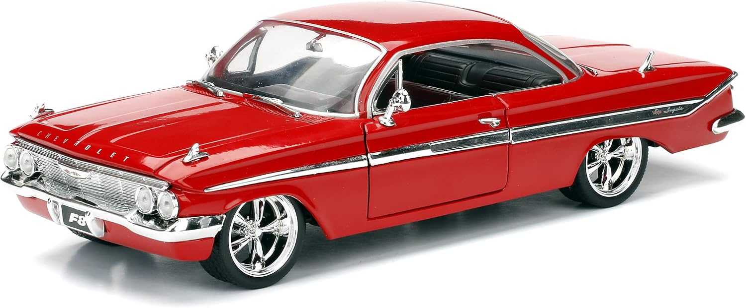1:24 Die-Cast Classic Muscle Sedan Model, Red