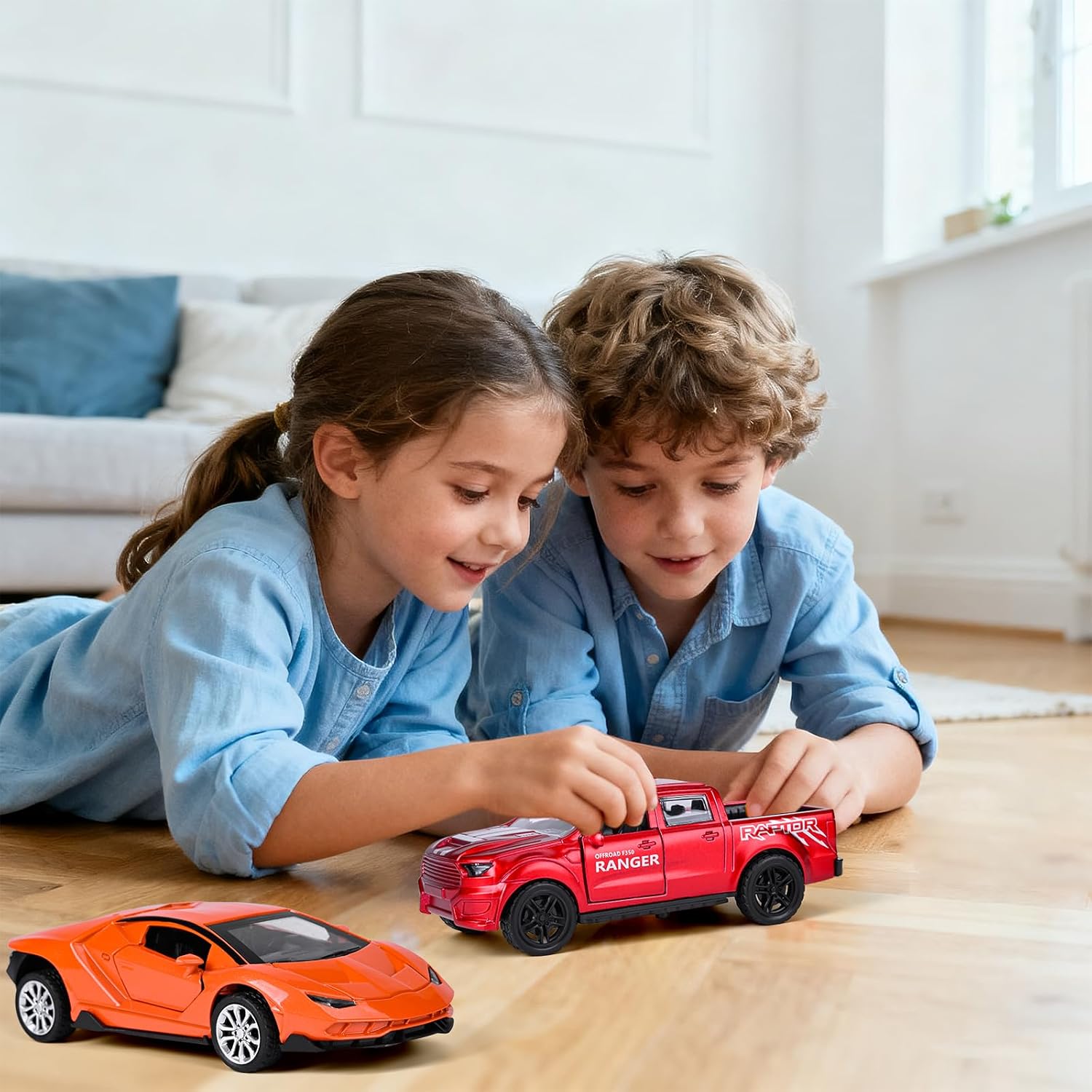 1:36 Pull-Back Die-Cast Cars with Opening Doors, Pack of 4